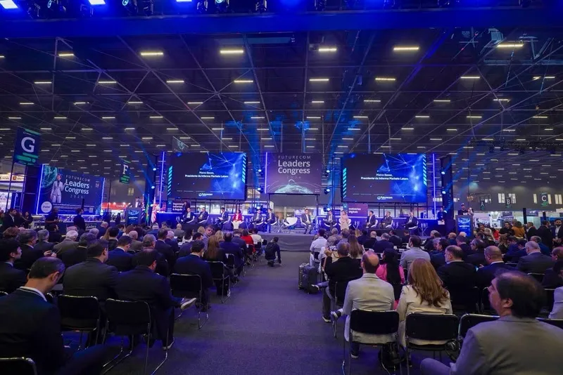Secretário de Radiodifusão destaca avanços tecnológicos e regulatórios da TV 3.0 durante o Futurecom 2026